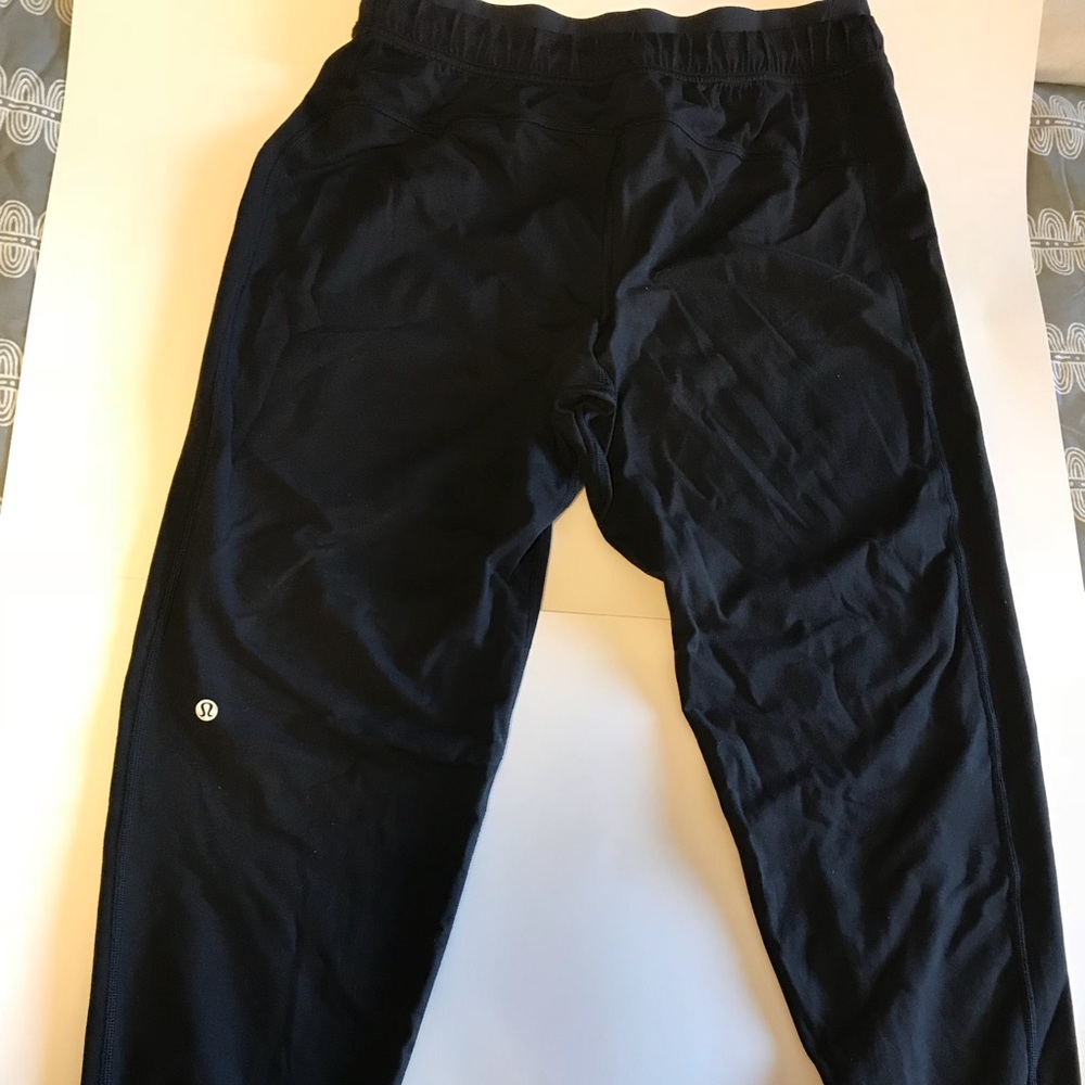 Men’s lululemon pants size large
